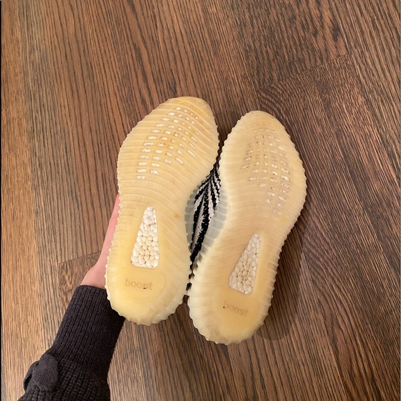 SOLD YEEZY ZEBRA - Picture 4 of 6